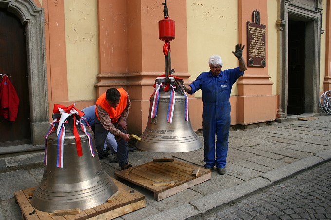 vyzdvien zvon