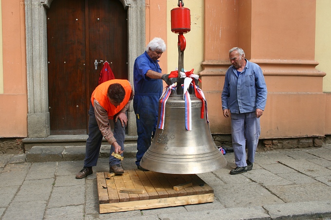 vyzdvien zvon